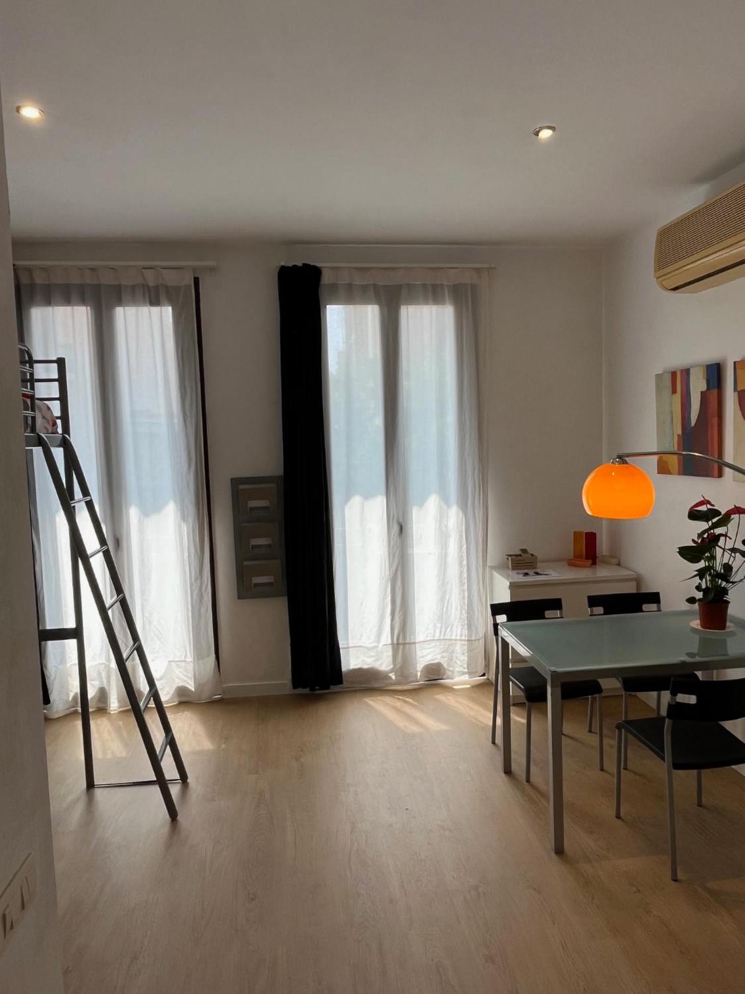Studio By Sants Market Barcelona Buitenkant foto