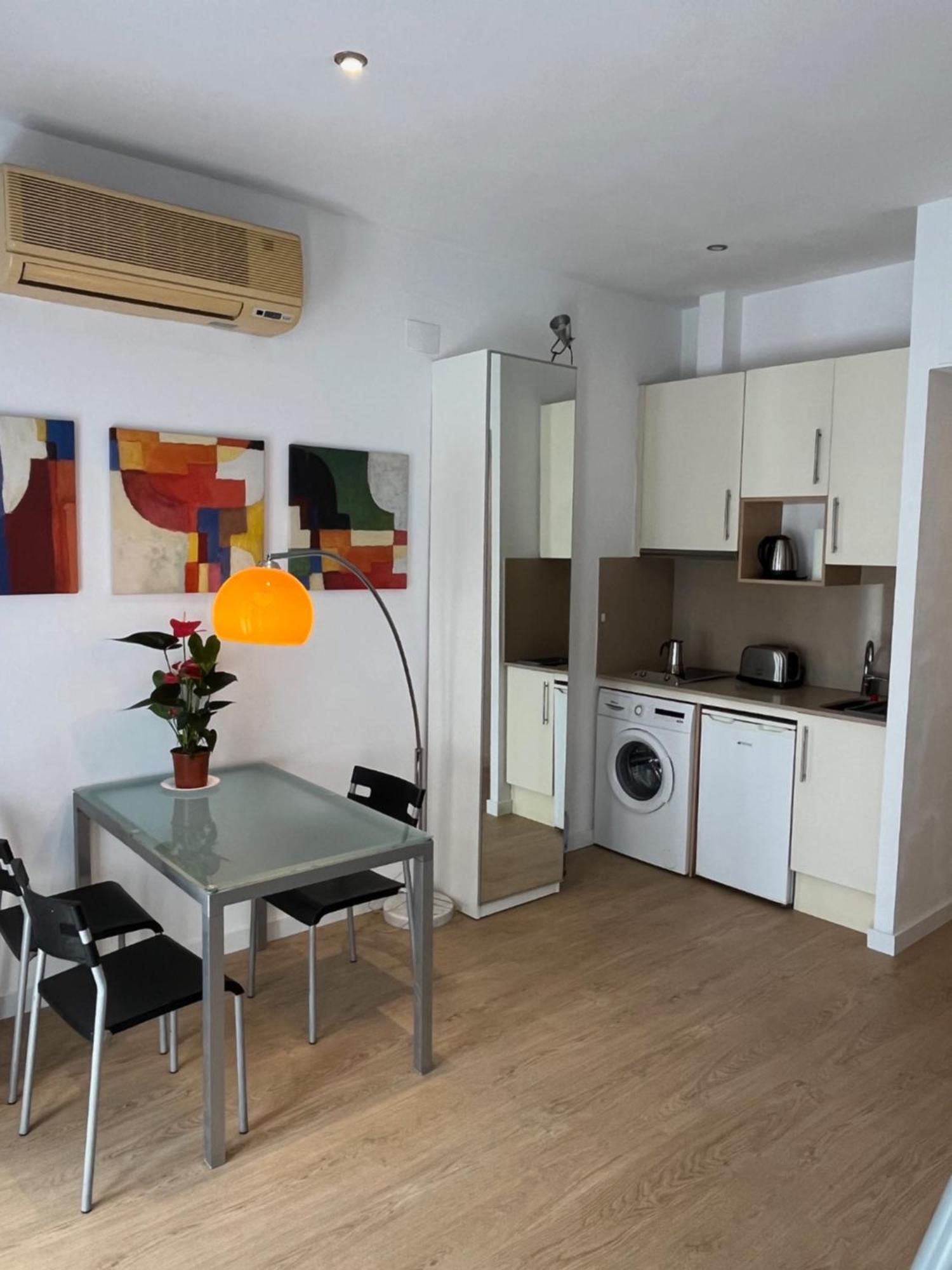 Studio By Sants Market Barcelona Buitenkant foto